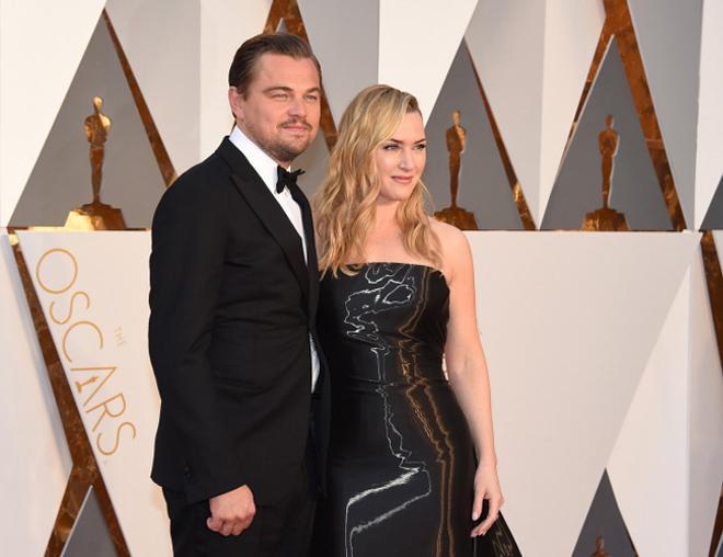 Leonardo DiCaprio y Kate Winslet en la gala de los Oscar 2016