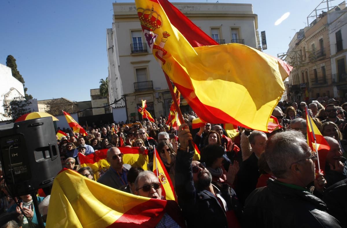 Vox se concentra por el respeto a la Constitución