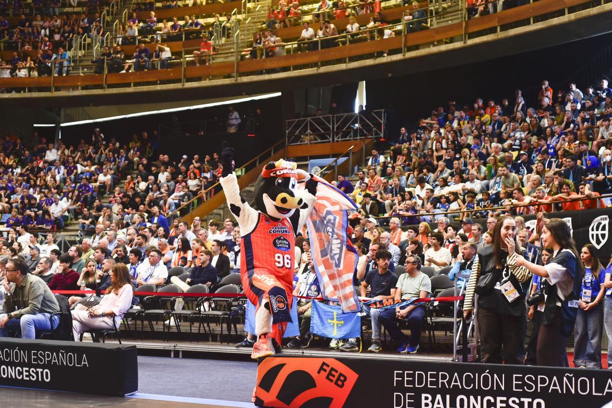 LEYMA PALENCIA FINAL FOUR