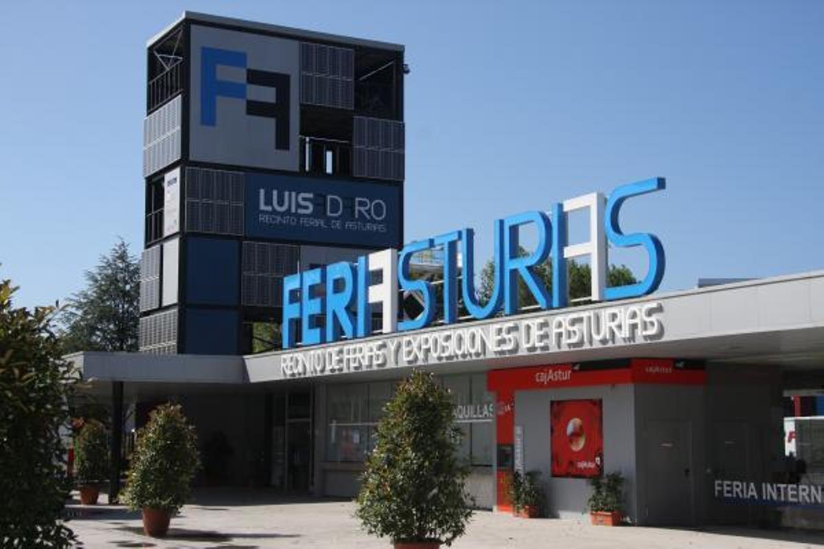 Representantes de 36 países participan en unas jornadas de comercio exterior en la Feria de Muestras