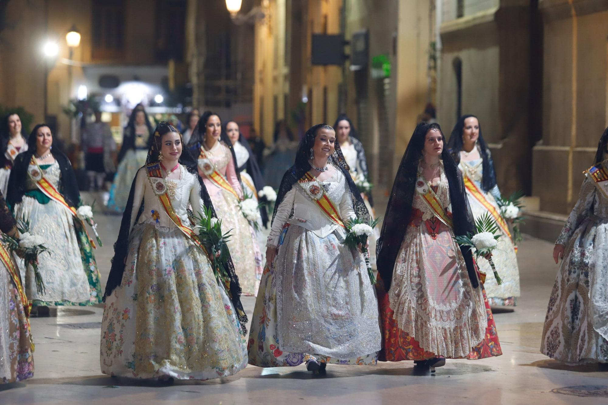 Búscate en el segundo día de la Ofrenda en la calle San Vicente entre las 22 y las 23 horas