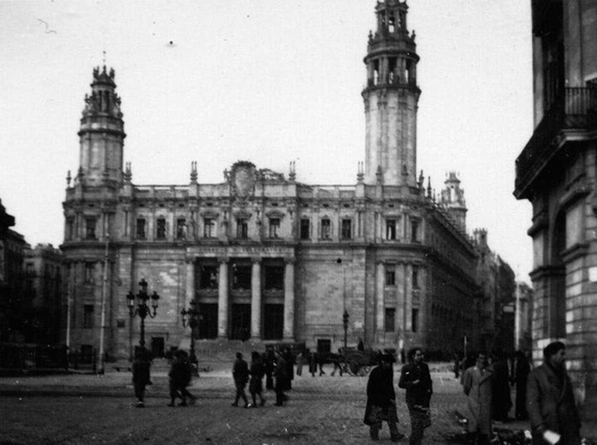 Edificio de Correos y Telégrafos en 1939.