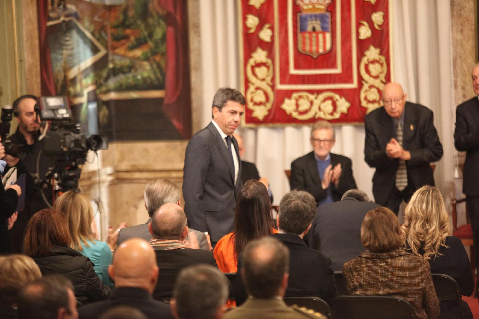 Galería de imágenes: El Consell celebra el Día de la Constitución en la Diputación de Castellón