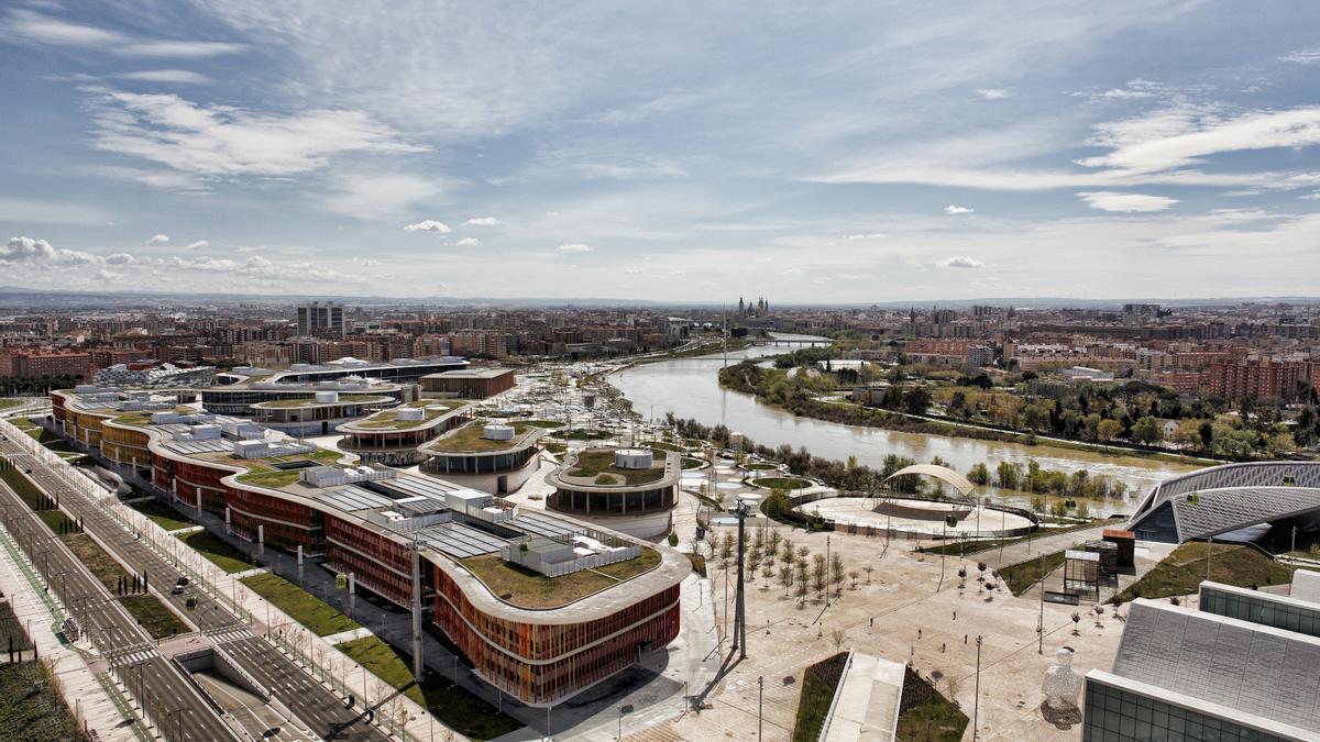 Imagen de archivo de una vista aérea de los cacahuetes de la Expo de Zaragoza.