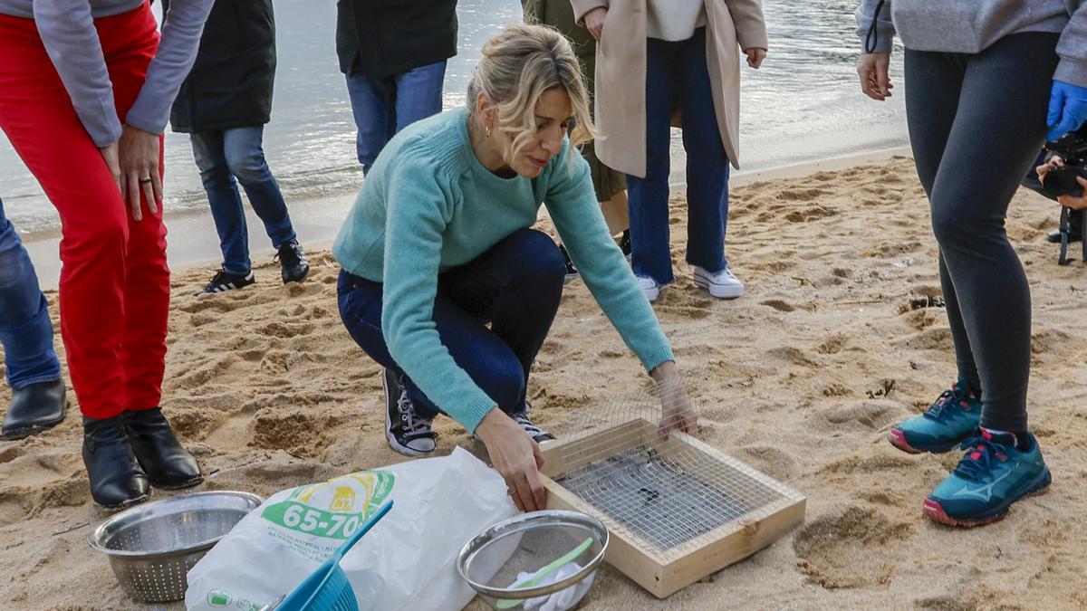 Yolanda Díaz cree que los pellets acreditan que “la mentira es la forma de gobernar del PP”