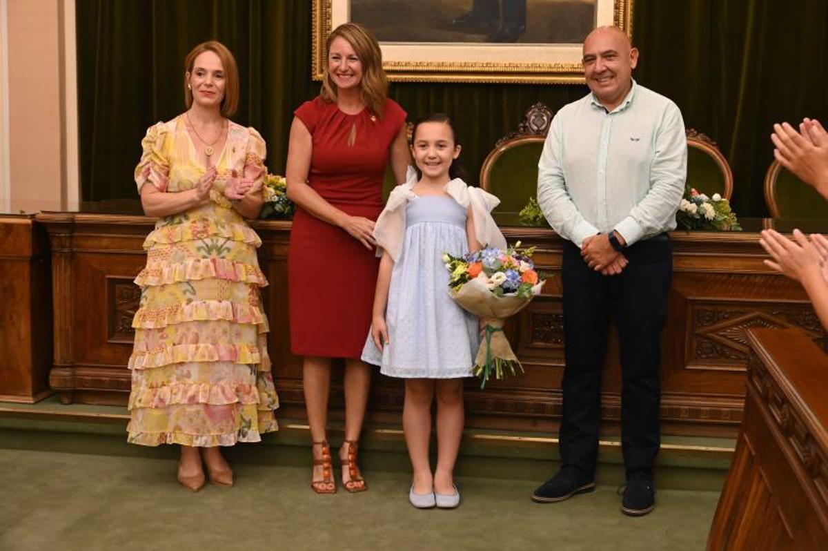 La recepción en el Ayuntamiento de Castelló a las nuevas reinas y damas de la ciudad La recepción en el Ayuntamiento de Castelló a las nuevas reinas y damas de la ciudad
