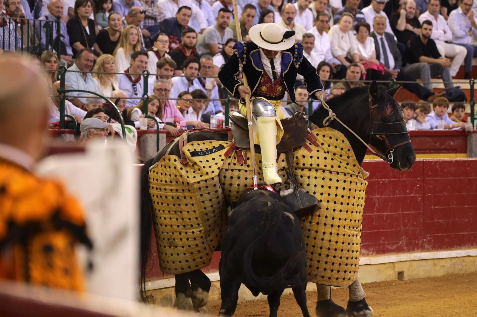En imágenes | Corrida de toros goyesca en la plaza de toros de Zaragoza