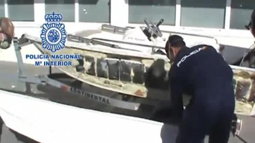 Incautados 240 kilos de cocaína en una lancha en Huelva