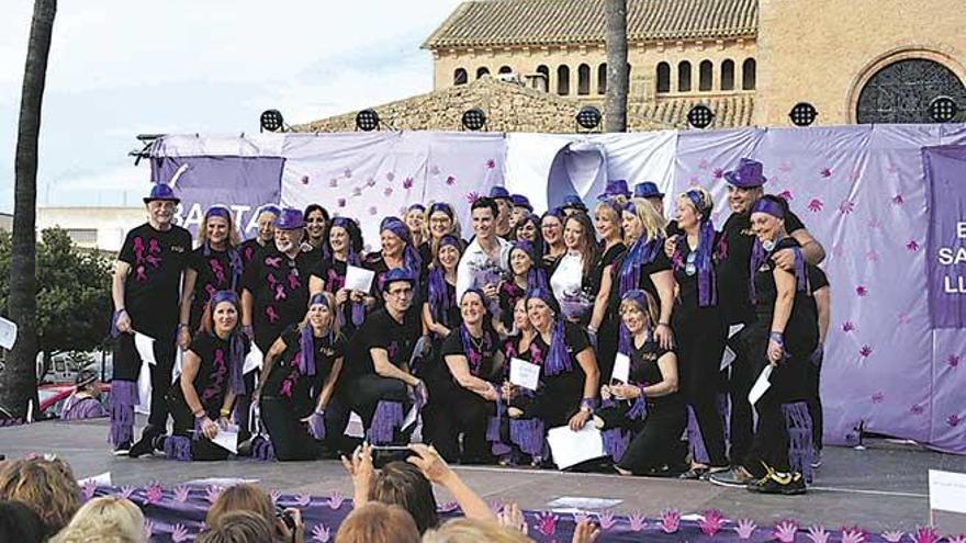 1.200 bailarines en la ´BIM Lila´ de Calonge