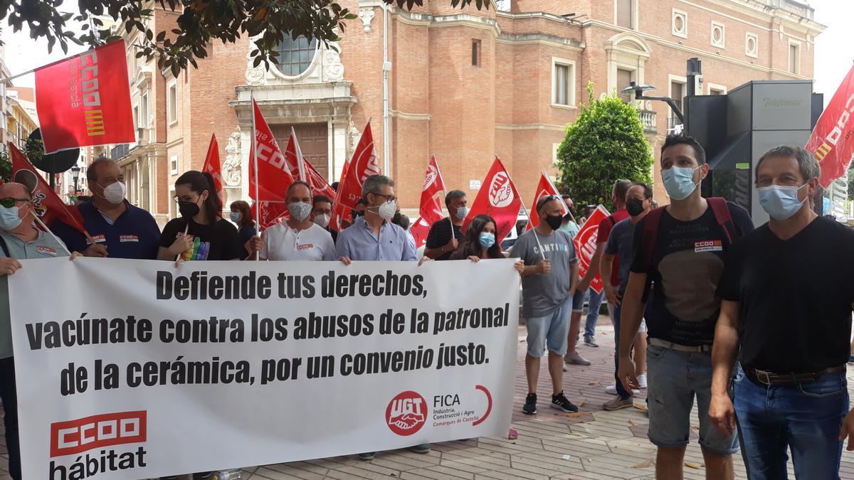 Concentración de los sindicatos en María Agustina