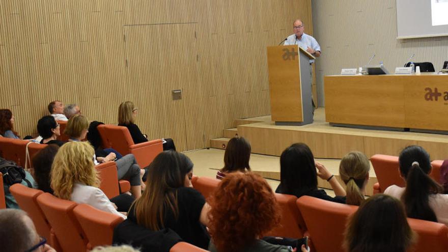 Antoni Trilla, cap del Servei de Medicina Preventiva i Epidemiologia de l&#039;Hospital Clínic, ha participat a la jornada