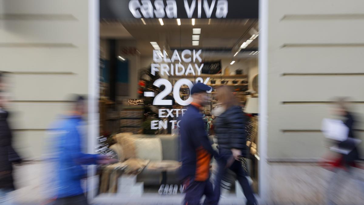 La inflación y los precios pueden limitar gasto en compras del Black Friday