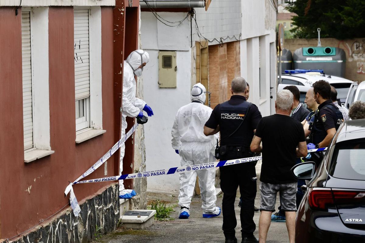Hallan el cadáver de una persona en una casa de Gijón