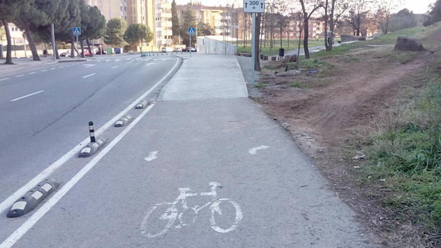 Un tram de l&#039;actual carril bici de Manresa, a l&#039;altura de Can Font.