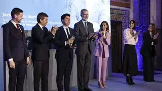 Javier García recibe el Premio Nacional de Investigación 'Juan de la Cierva' de manos de los Reyes