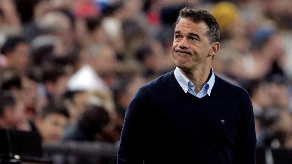 Luis García, destituido como técnico del Villarreal