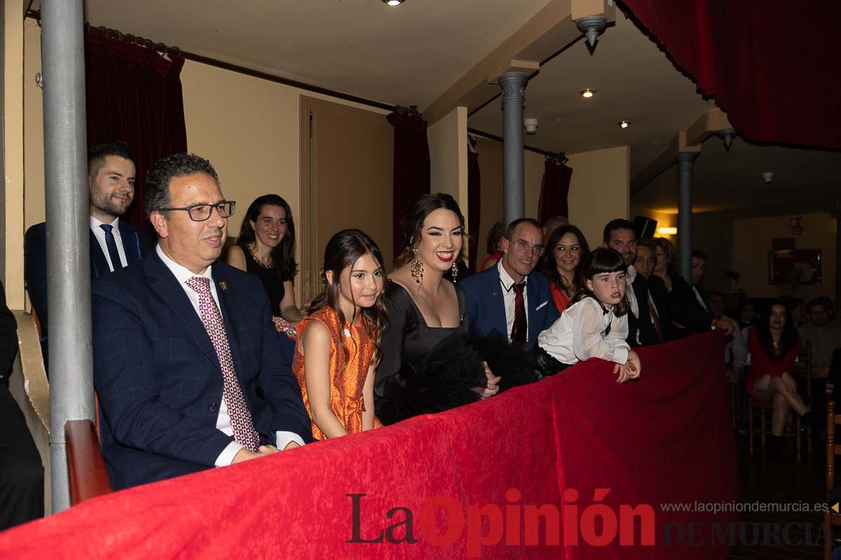 Presentación de las Amazonas del Bando de los Caballos del Vino de Caravaca