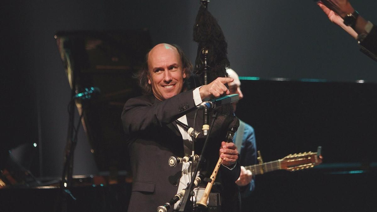 El gaiteiro Carlos Núñez en concierto.