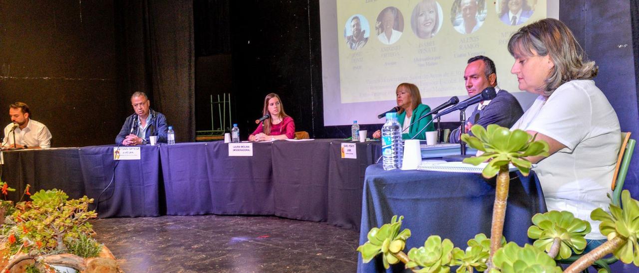 Un momento del debate celebrado la pasada semana en el IES San Mateo | | JUAN CASTRO