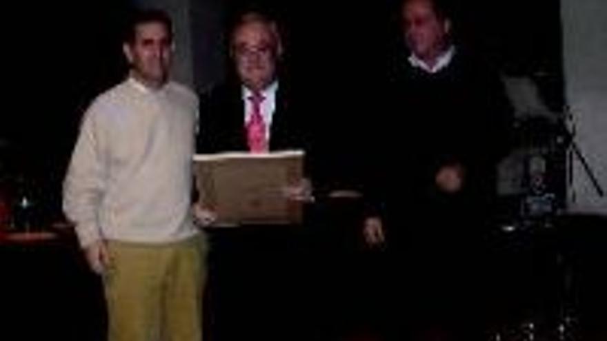 Trujillo rindió su homenaje a Javier Rubio y Manuel Porras