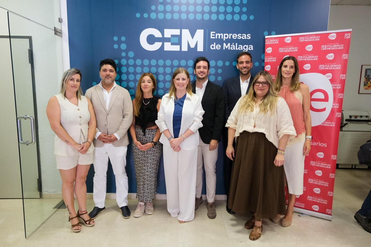 Nueva comisión ejecutiva de AJE.