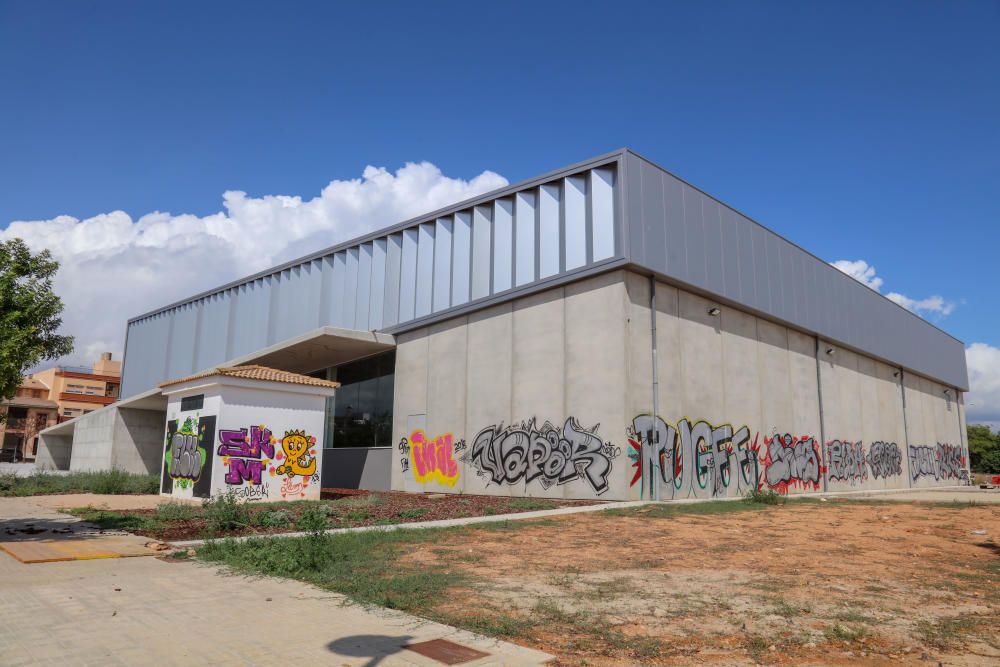 Desperfectos en el Polideportivo de Son Oliva