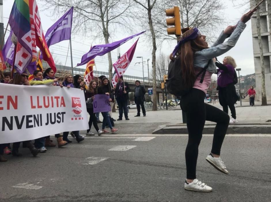 Mobilització a Girona amb motiu de la vaga feminista