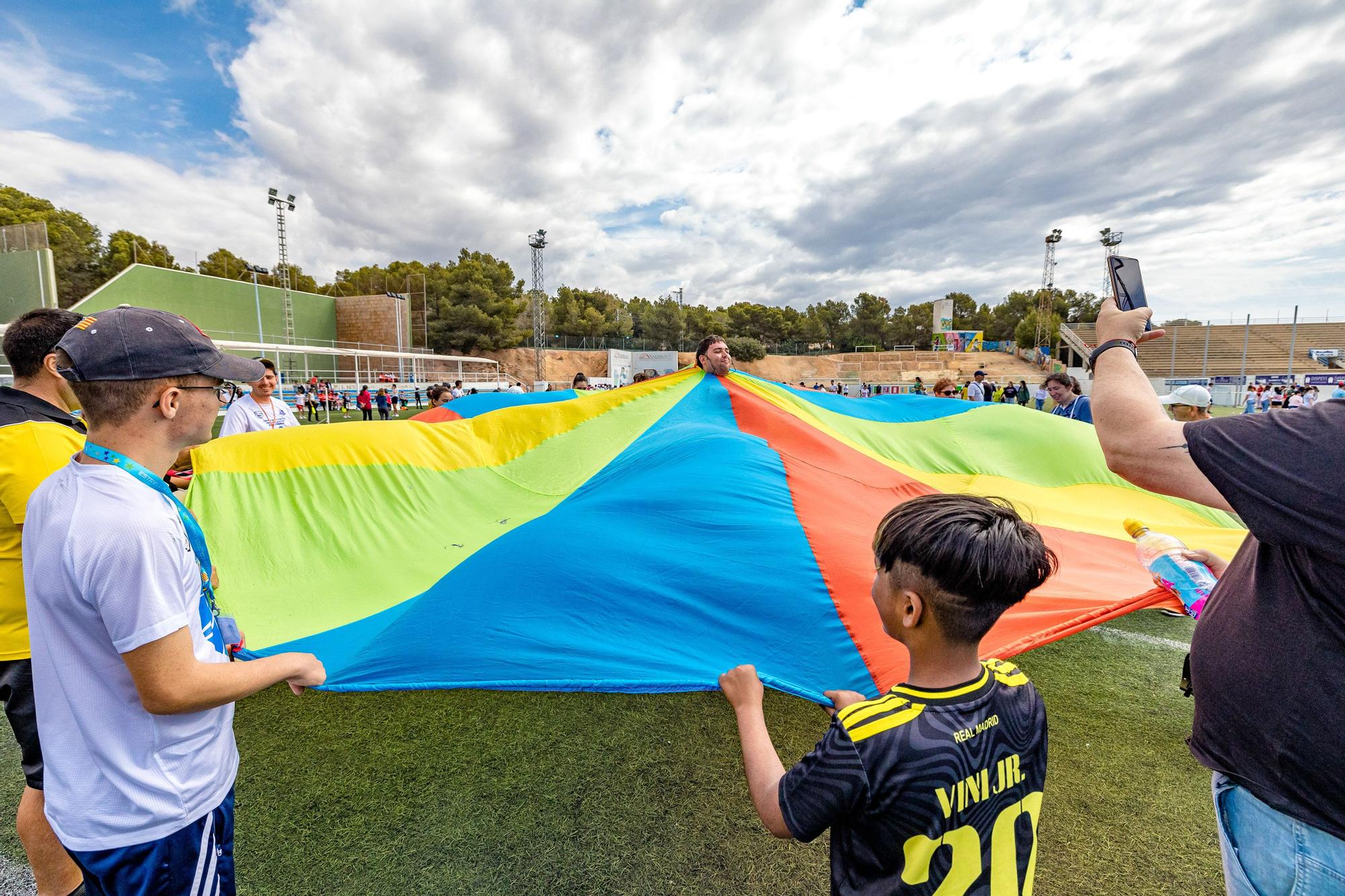 Más de 250 personas con discapacidad de toda la provincia compiten en los XXIII Juegos Deportivos de Benidorm