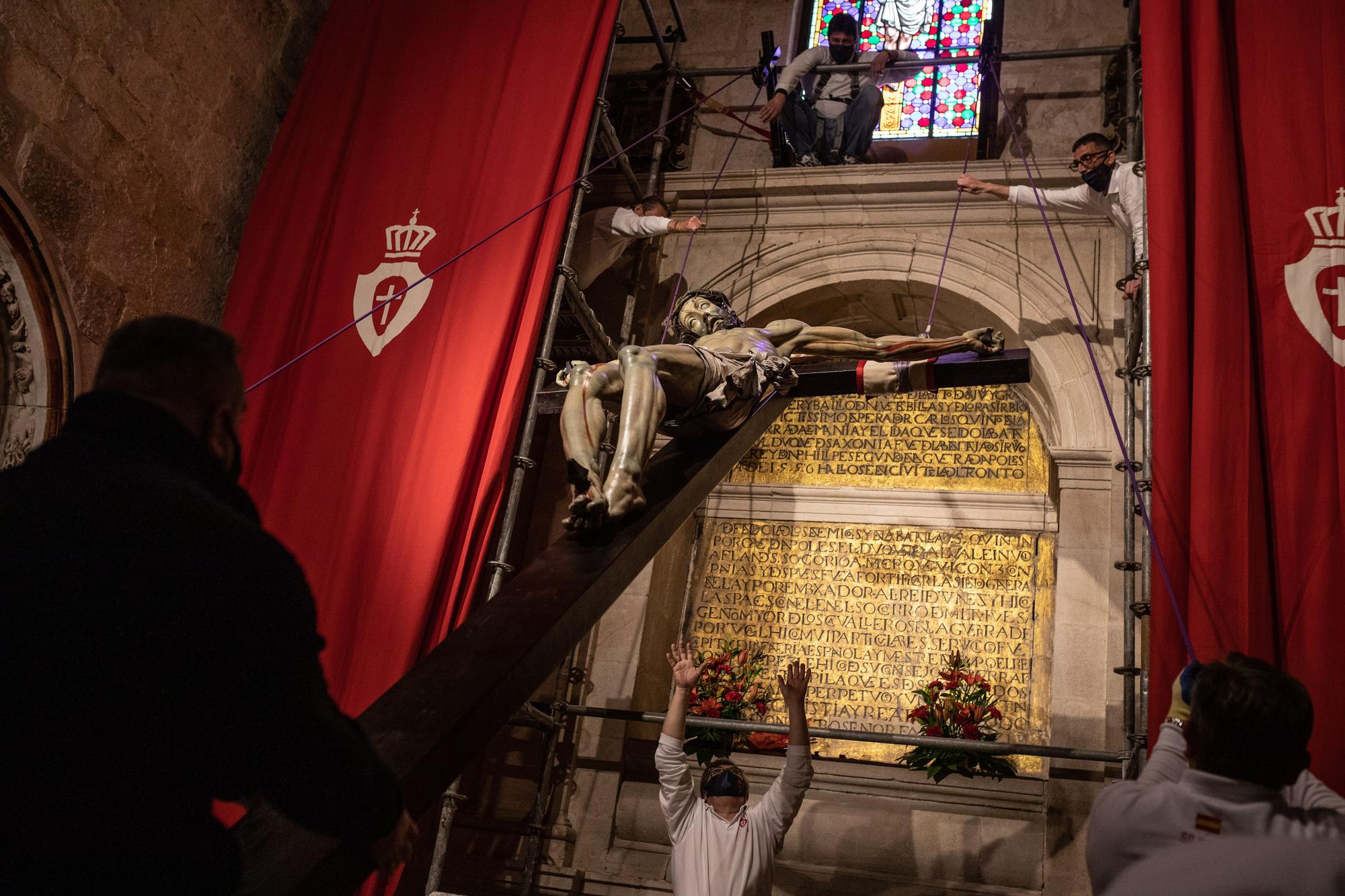 GALERÍA| Descendimiento del Cristo de las Injurias