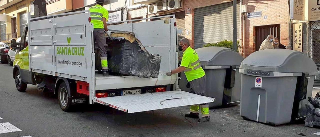 Servicio municipal de limpieza y recogida de residuos en Santa Cruz de Tenerife.