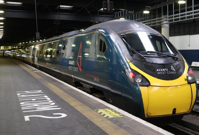 Descarrila un tren de pasajeros en la ciudad de Lewes, en el sur de Inglaterra