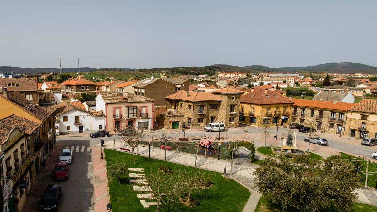 Plaza Mayor de Tábara.