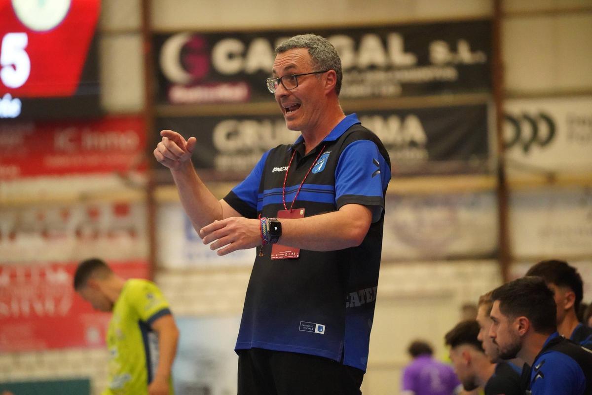 El Balonmano Zamora debuta con victoria