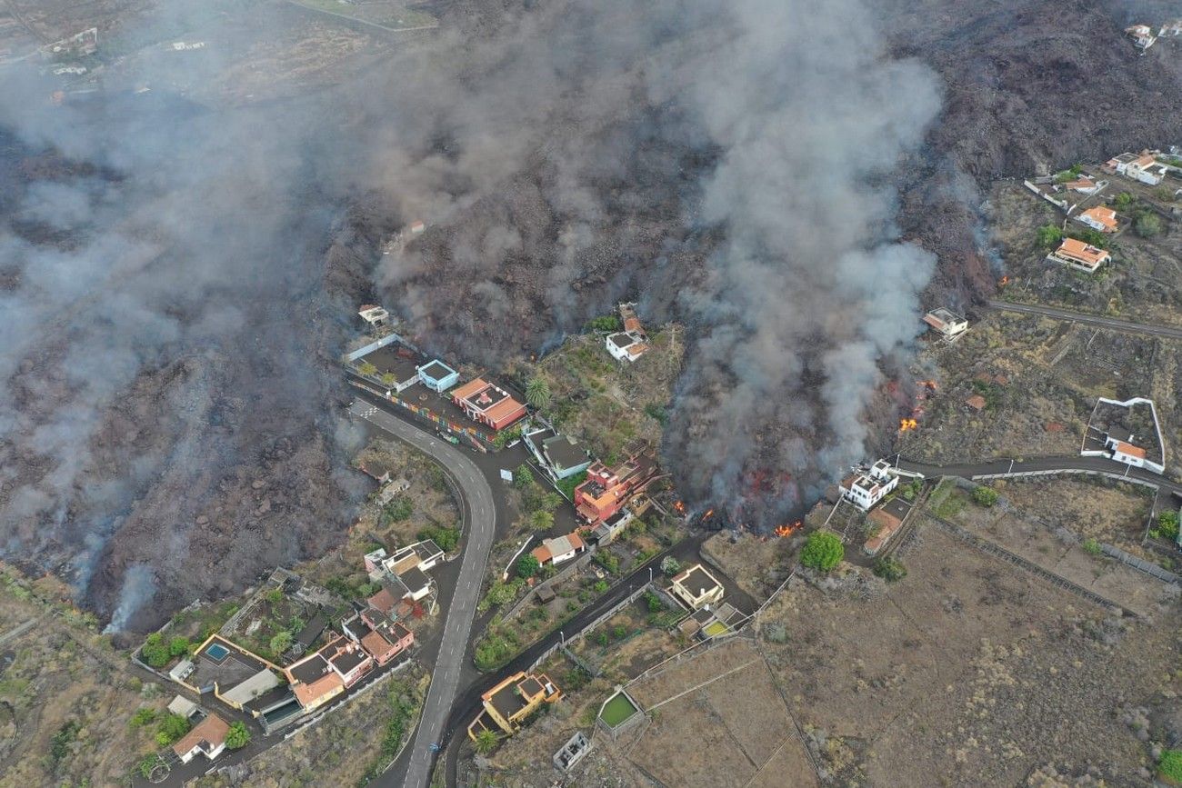 El avance de la lava del volcán de La Palma, a vista de pájaro en el décimo día de erupción