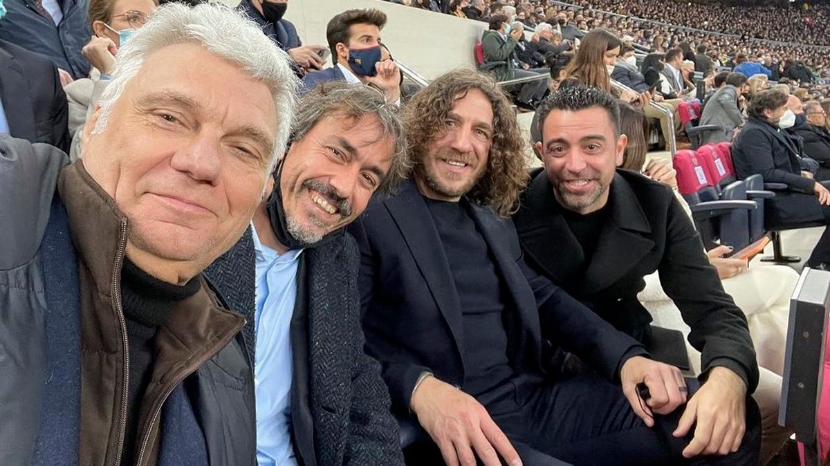 Xavi y Puyol vivieron juntos el clásico en el Camp Nou