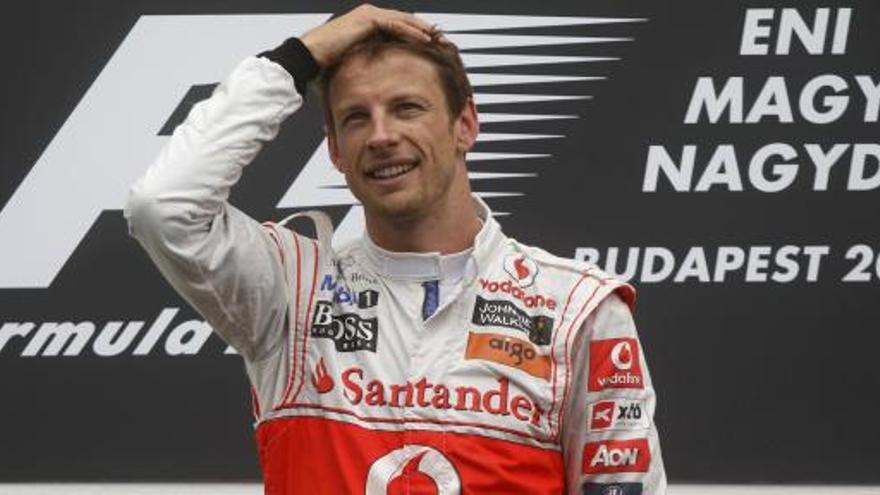 Button gana en Hungría por delante de Vettel y Alonso