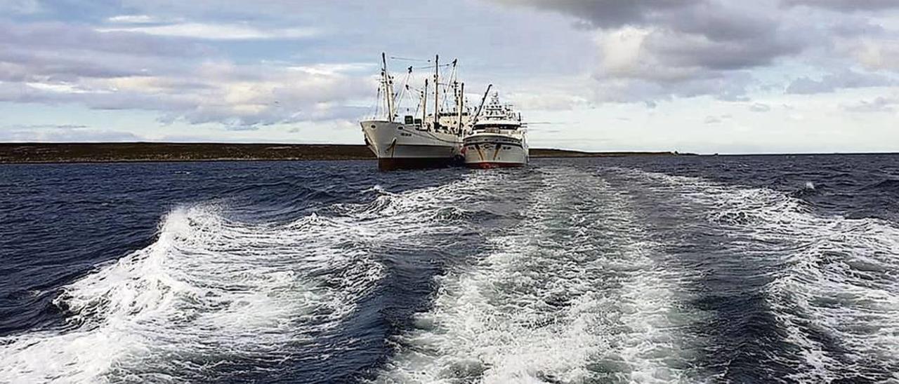 Malvinas pretende negociar un acuerdo propio con Bruselas tras el &quot;Brexit&quot;:23 buques gallegos temen perder el caladero