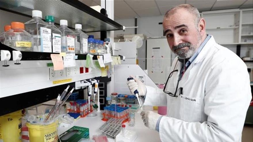 López-Goñi, microbiólogo: &quot;El coronavirus ni se está debilitando ni se está volviendo más virulento&quot;