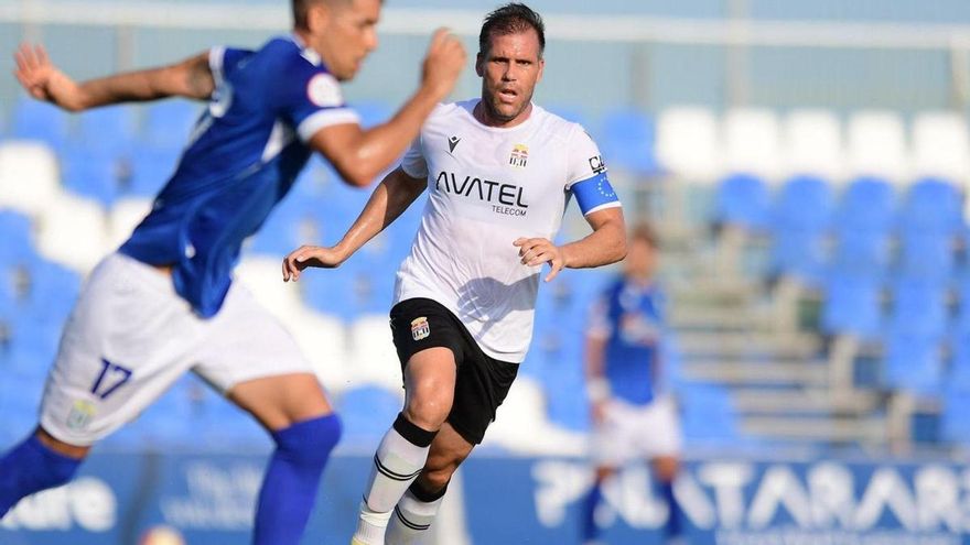 El gol, la asignatura pendiente de un FC Cartagena en construcción