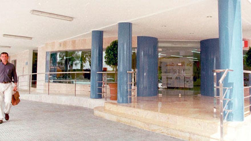 Las oficinas municipales de Emaya y el IMI en Joan Maragall desaparecerán para inicios de 2014.