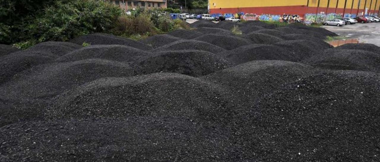 Los materiales almacenados en los terrenos de Oñón.