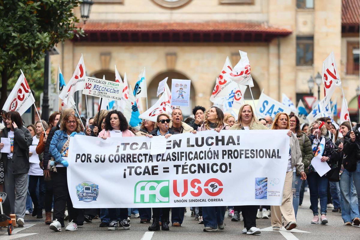 Manifestación de las técnicos en cuidados auxiliares de enfermería.
