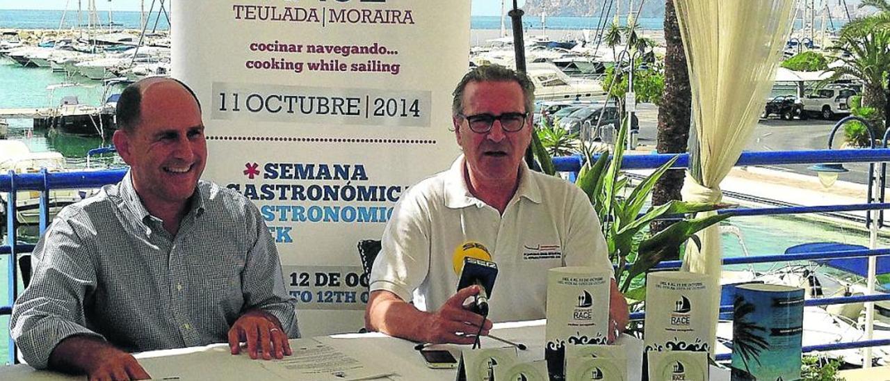 El alcalde de Teulada-Moraira, Antoni Joan Bertomeu, y el gerente del Real Club Náutico Moraira, Tomás Solano.