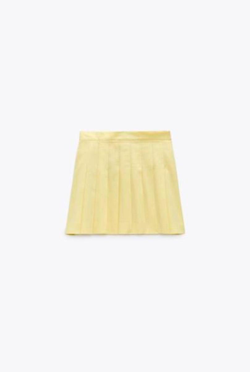 Falda tenista de Zara (precio: 22,95 euros)