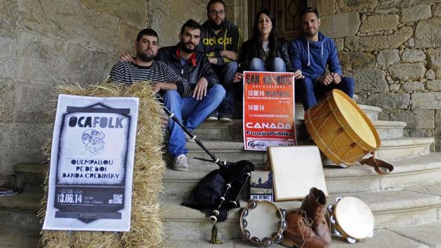 Diego Fernández, J. Antonio Gómez, Óscar Barcala, Cristina Quinteiro y Adrián Fuentes, ayer.