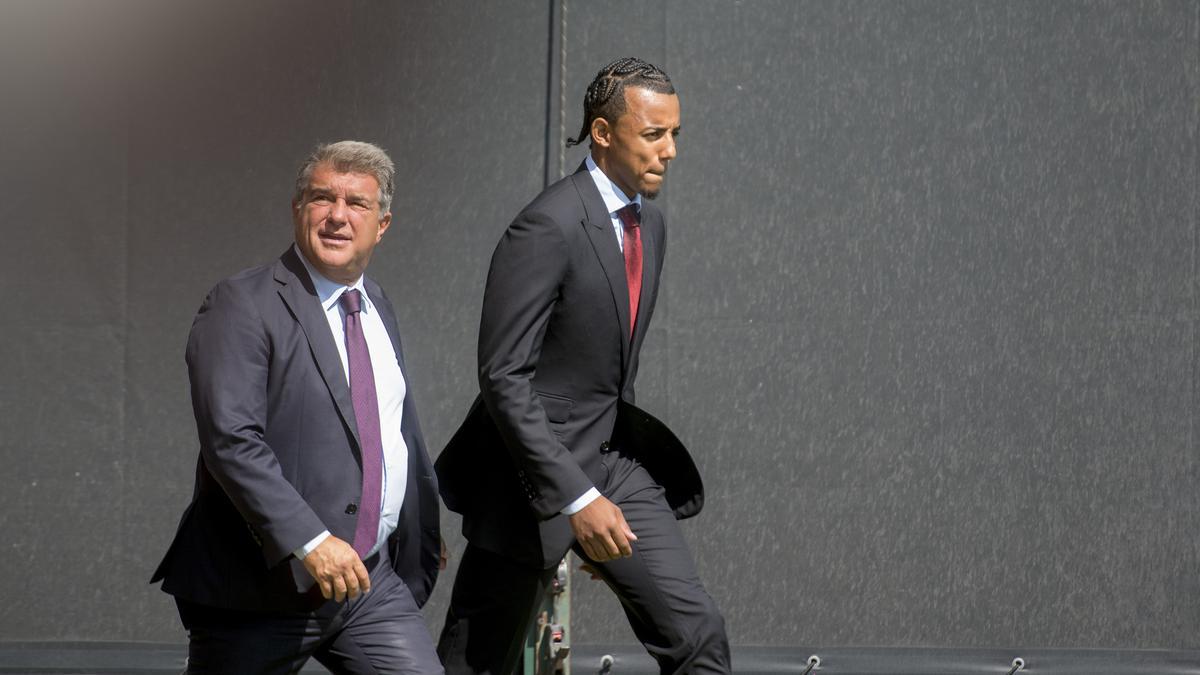 Jules Koundé presentado como nuevo jugador del Barça