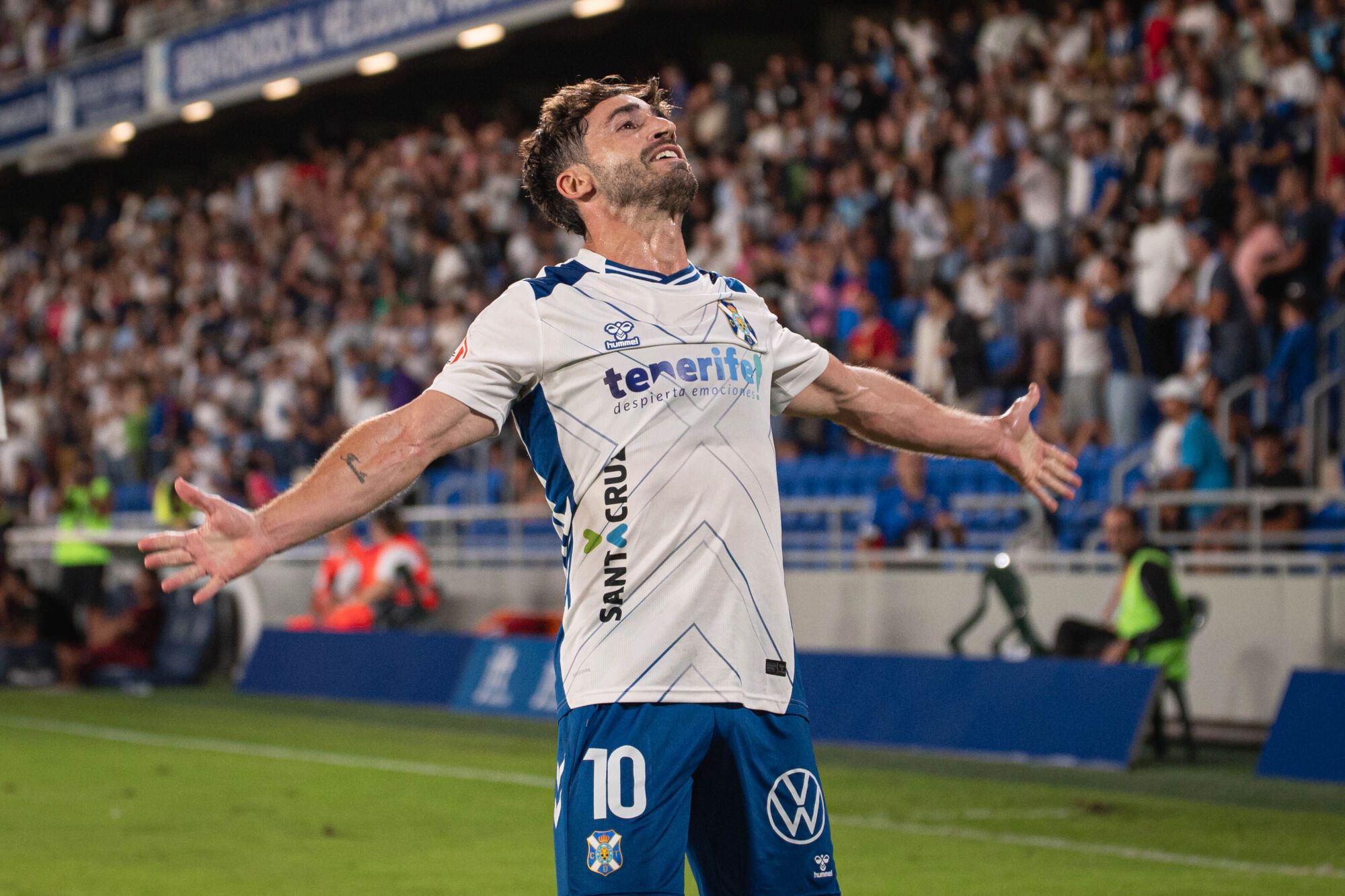 Partido de Primera RFEF CD Tenerife-Zamora CF 
