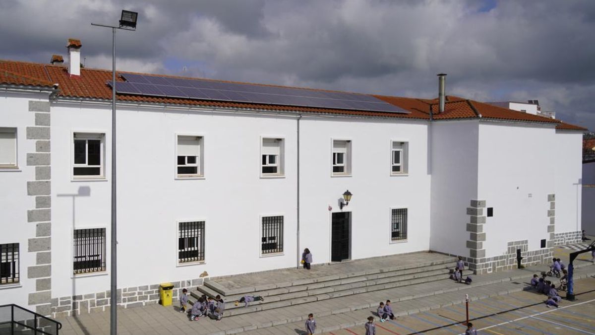 Patio del colegio Manuel Cano Damián de Pozoblanco.