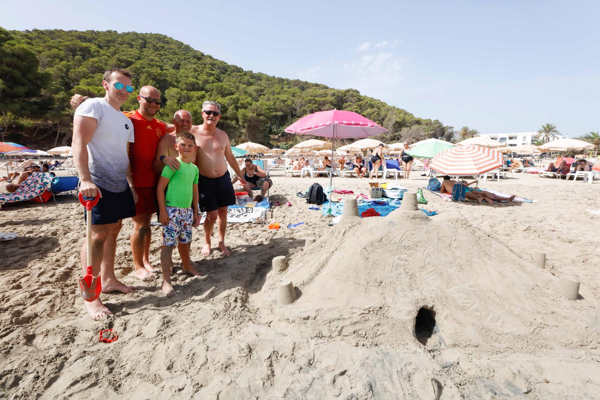 Concurso de castillo de arena en Santa Eulària