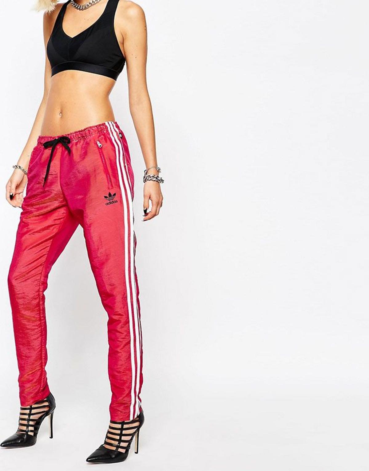 Pantalón de Adidas diseñado por Rita Ora